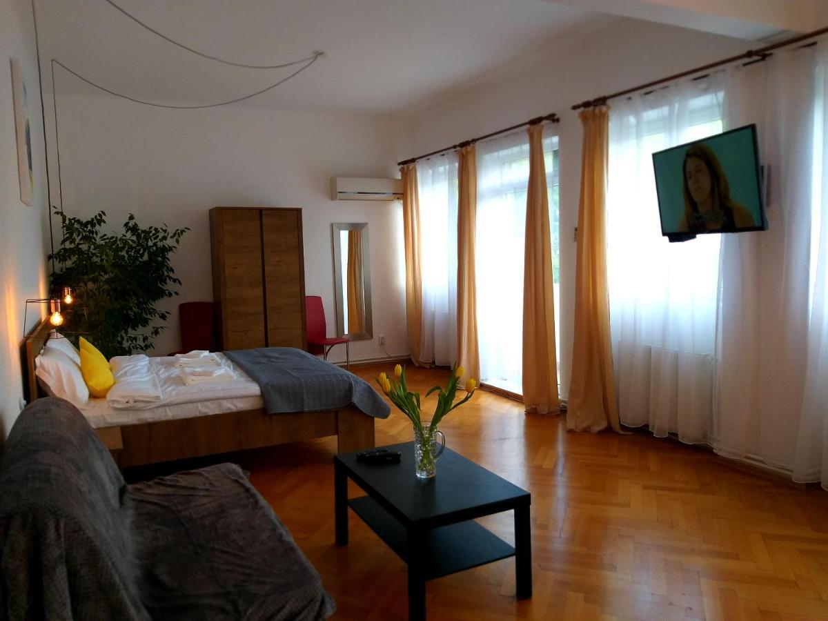 Central Park View Homestay